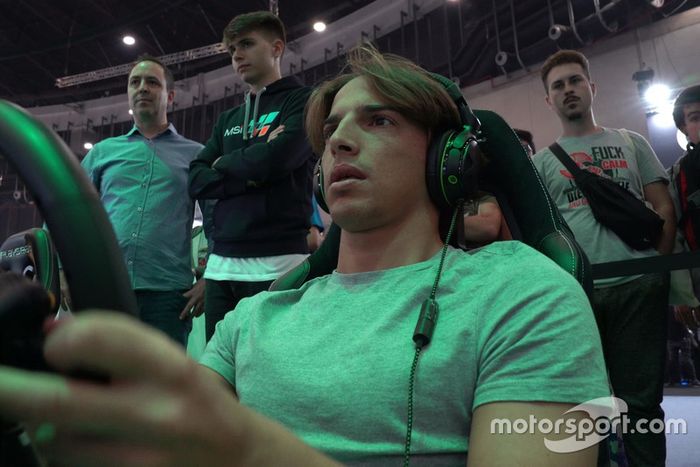 Roberto Merhi, en la Madrid Games Week