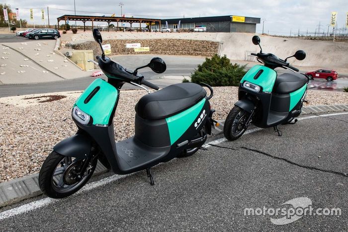 II Curso de Conducción y Nuevas Tecnologías BOSCH - Motor1.com España - Motorsport.com 