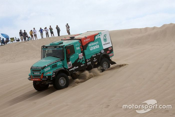 #505 Team De Rooy Iveco: Federico Villagra, Ricardo Torlaschi, Adrian Yacopini