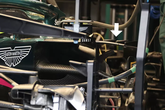 Aston Martin AMR21
