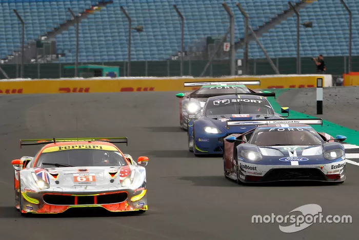 #61 Clearwater Racing Ferrari 488 GTE: Weng Sun Mok, Keita Sawa, Matthew Griffin, #67 Ford Chip Ganassi Racing Ford GT: Andy Priaulx, Harry Tincknell