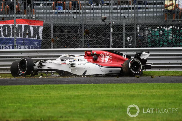 L'accident de Marcus Ericsson, Sauber C37 