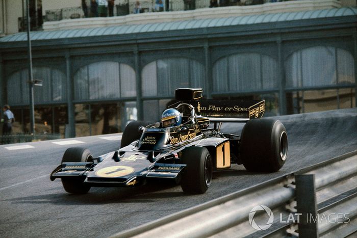 Ronnie Peterson - 1 victoria (1974)