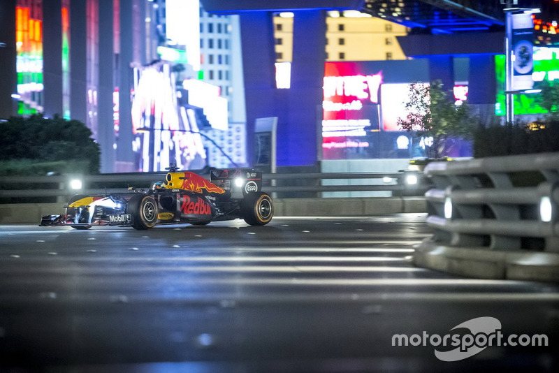 Daniel Ricciardo, Red Bull Racing en Las Vegas