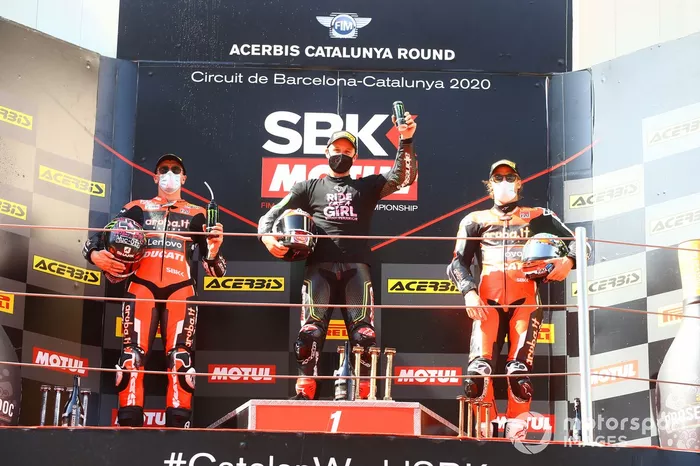 Podio: Scott Redding, Aruba.it Racing Ducati, ganador Jonathan Rea, Kawasaki Racing Team, Chaz Davies, ARUBA.IT Racing Ducati