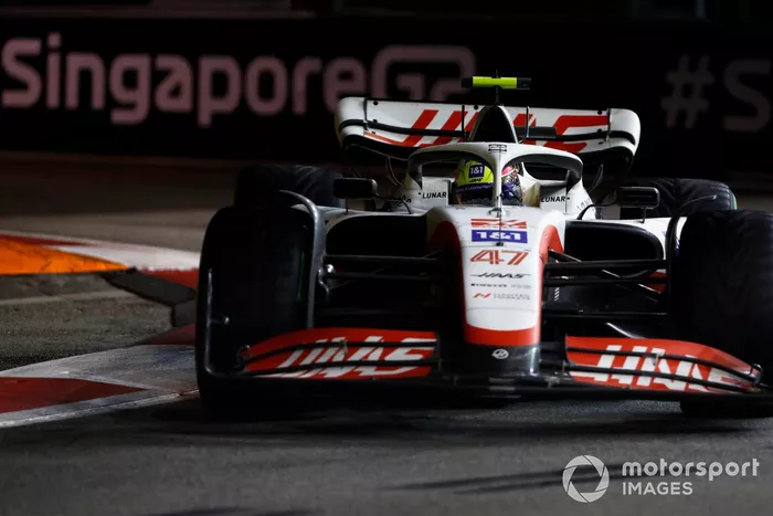 Mick Schumacher, Haas VF-22