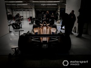 Oliver Askew, Arrow McLaren SP Chevrolet, garage, crew, Pato O'Ward, Arrow McLaren SP Chevrolet