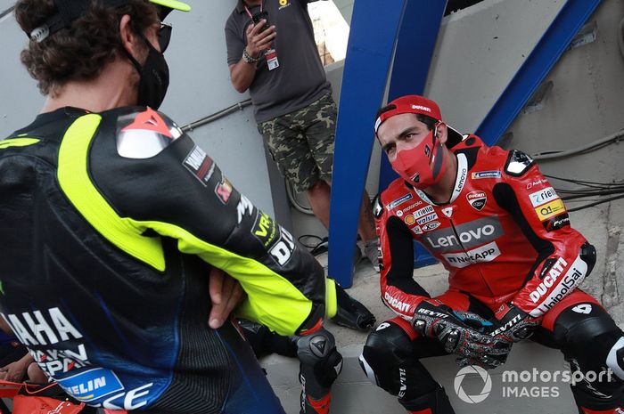 Valentino Rossi, Yamaha Factory Racing, Danilo Petrucci, Ducati Team