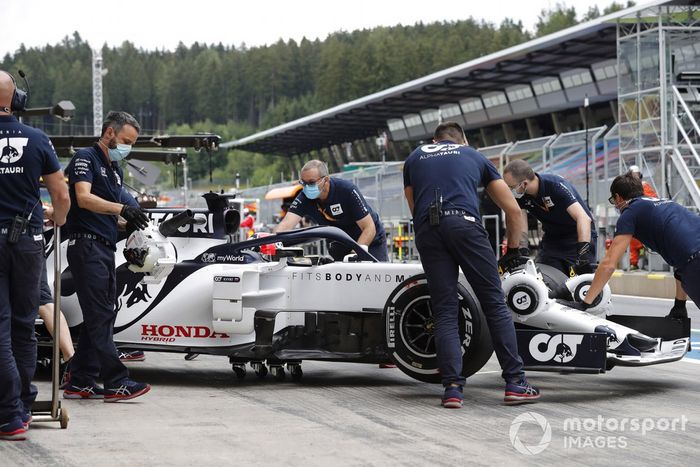 Daniil Kvyat, AlphaTauri AT01