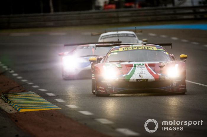 #71 AF Corse, Ferrari 488 GTE: Sam Bird, Davide Rigon, Miguel Molina 