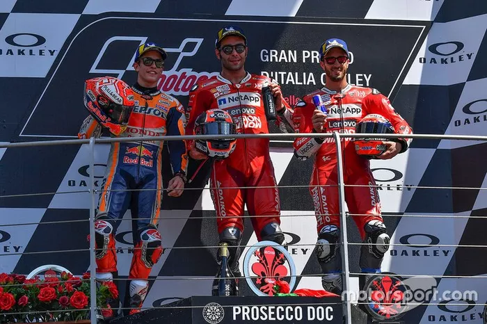 Podio: 1º Danilo Petrucci, 2º Marc Marquez, 3º Andrea Dovizioso