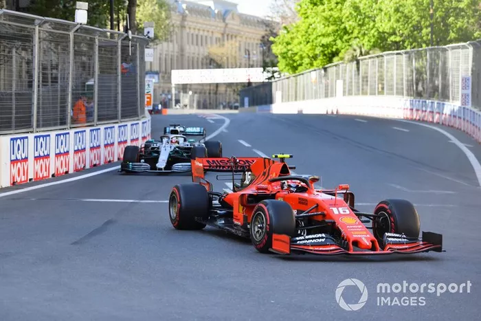 Charles Leclerc, Ferrari SF90,  Lewis Hamilton, Mercedes AMG F1 W10