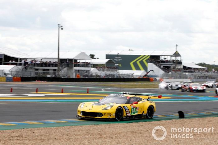 #64 Corvette Racing Chevrolet Corvette C7.R: Oliver Gavin, Tommy Milner, Marcel Fässler