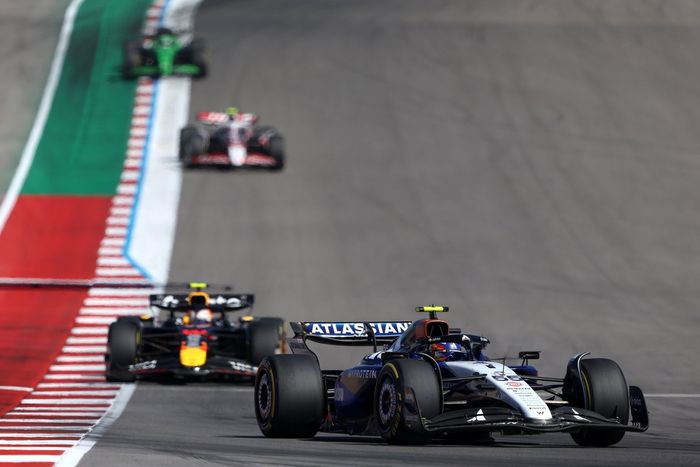 Yuki Tsunoda, Red Bull Racing, Carlos Sainz, Williams
