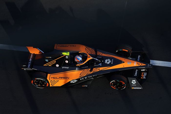 Jake Hughes, McLaren, e-4ORCE 04