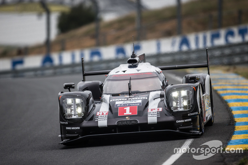 #1 Porsche Team Porsche 919 Hybrid: Timo Bernhard, Mark Webber, Brendon Hartley