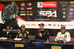 Qualifying Pressekonferenz: Pole Position für Polesitter #58 Garage 59, McLaren 650 S GT3: Shane Van
