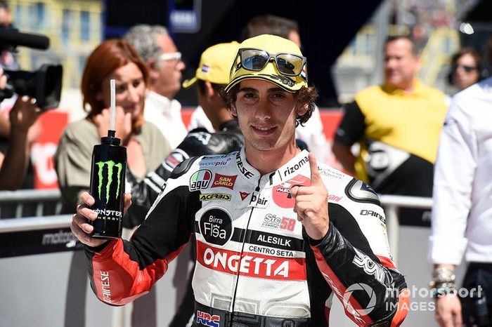 Ganador de la pole Niccolo Antonelli, SIC58 Squadra Corse