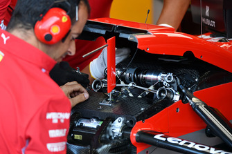 Ferrari SF71H front suspension detail