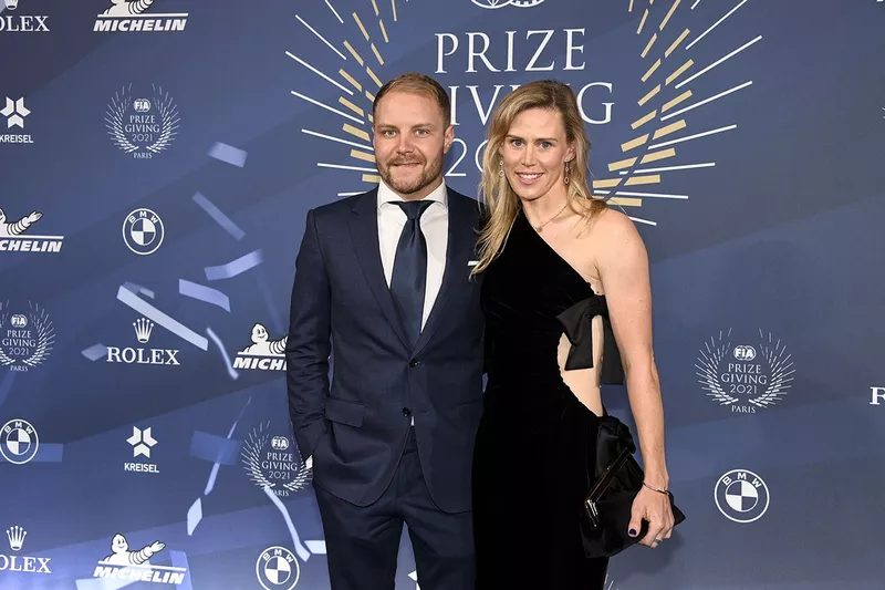 Valtteri Bottas, Mercedes avec Tiffany Cromwel