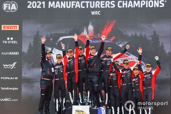 Podio: Tom Fowler, Jari-Matti Latvala, director del equipo Toyota Gazoo Racing, Sébastien Ogier, Julien Ingrassia, Toyota Gazoo Racing WRT Toyota Yaris WRC, Elfyn Evans, Scott Martin, Toyota Gazoo Racing WRT Toyota Yaris WRC, #68#, Takamoto Katsuta, Aaron Johnston, Toyota Gazoo Racing WRT Toyota Yaris WRC