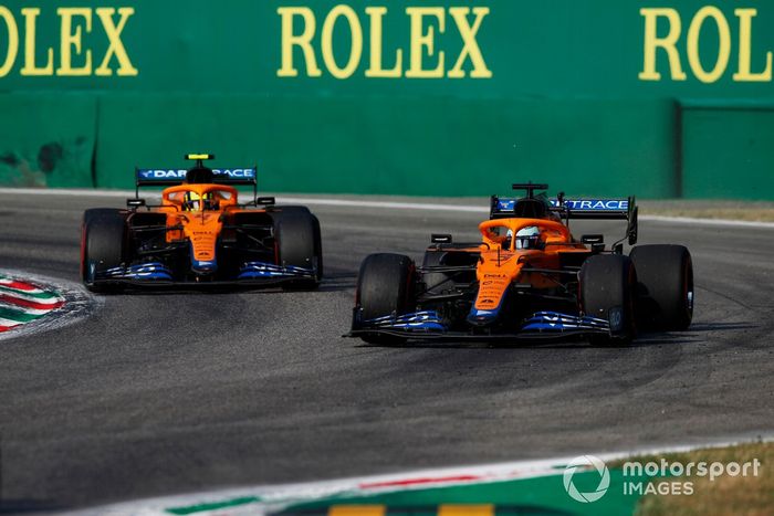Daniel Ricciardo, McLaren MCL35M, Lando Norris, McLaren MCL35M