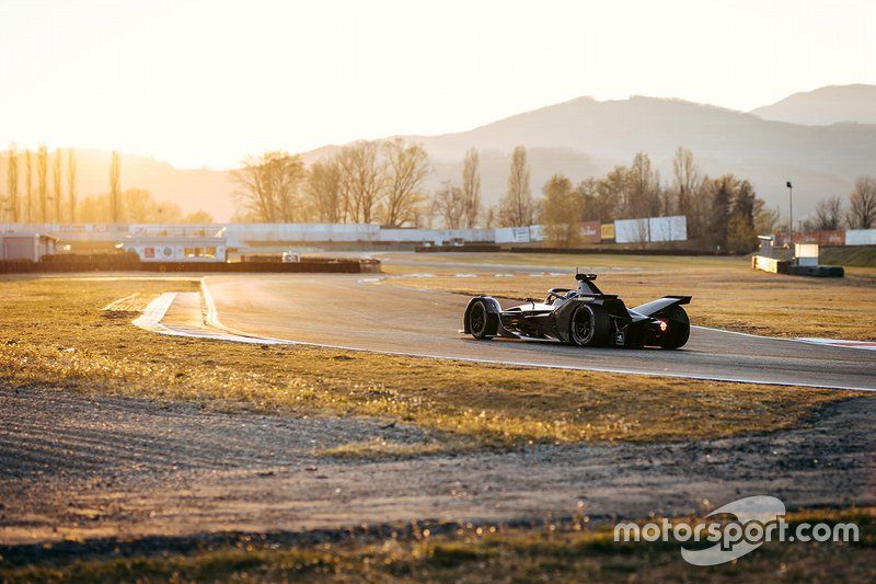 Edoardo Mortara, Mercedes-Benz EQ Silver Arrow 01