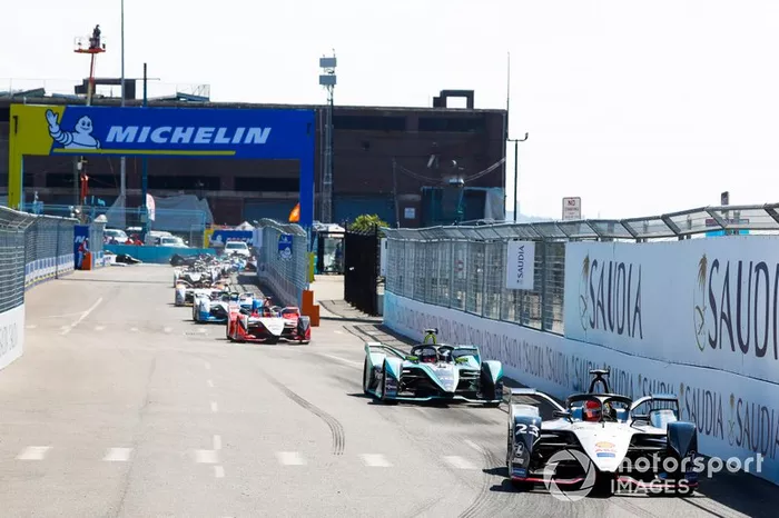 Sébastien Buemi, Nissan e.Dams, Nissan IMO1 Alex Lynn, Panasonic Jaguar Racing, Jaguar I-Type 3, Pascal Wehrlein, Mahindra Racing, M5 Electro 
