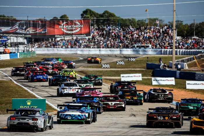 #66 Gradient Racing Ford Mustang GT3: Joey Hand, Till Bechtolsheimer, Tatiana Calderon