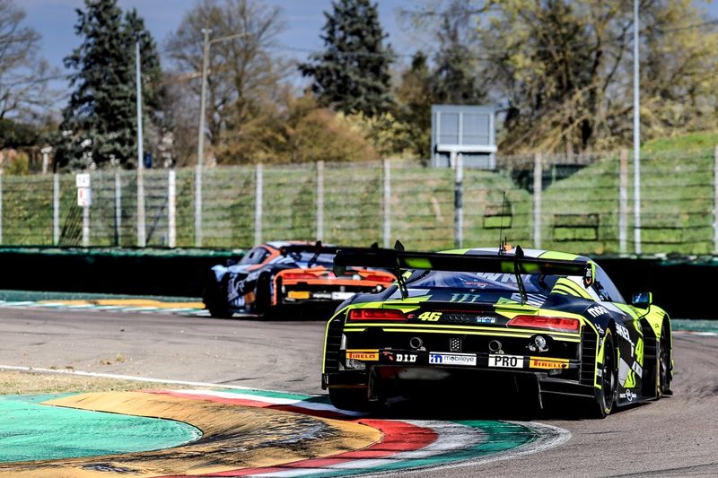 #46 Team WRT Audi R8 LMS evo II GT3: Nico Müller, Frédéric Vervisch, Valentino Rossi