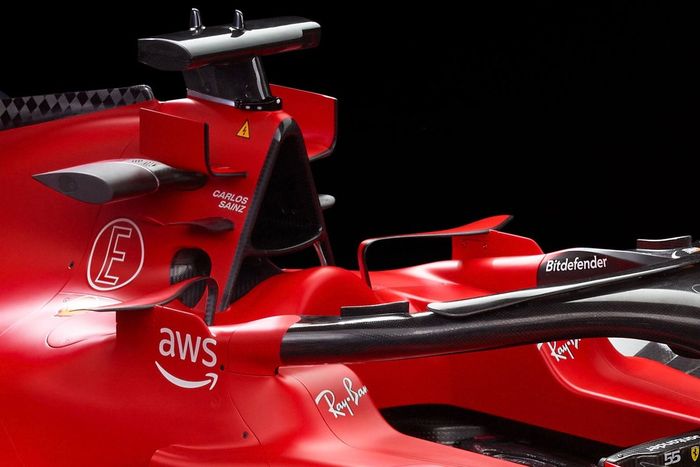 Ferrari SF-23. detalle cabina