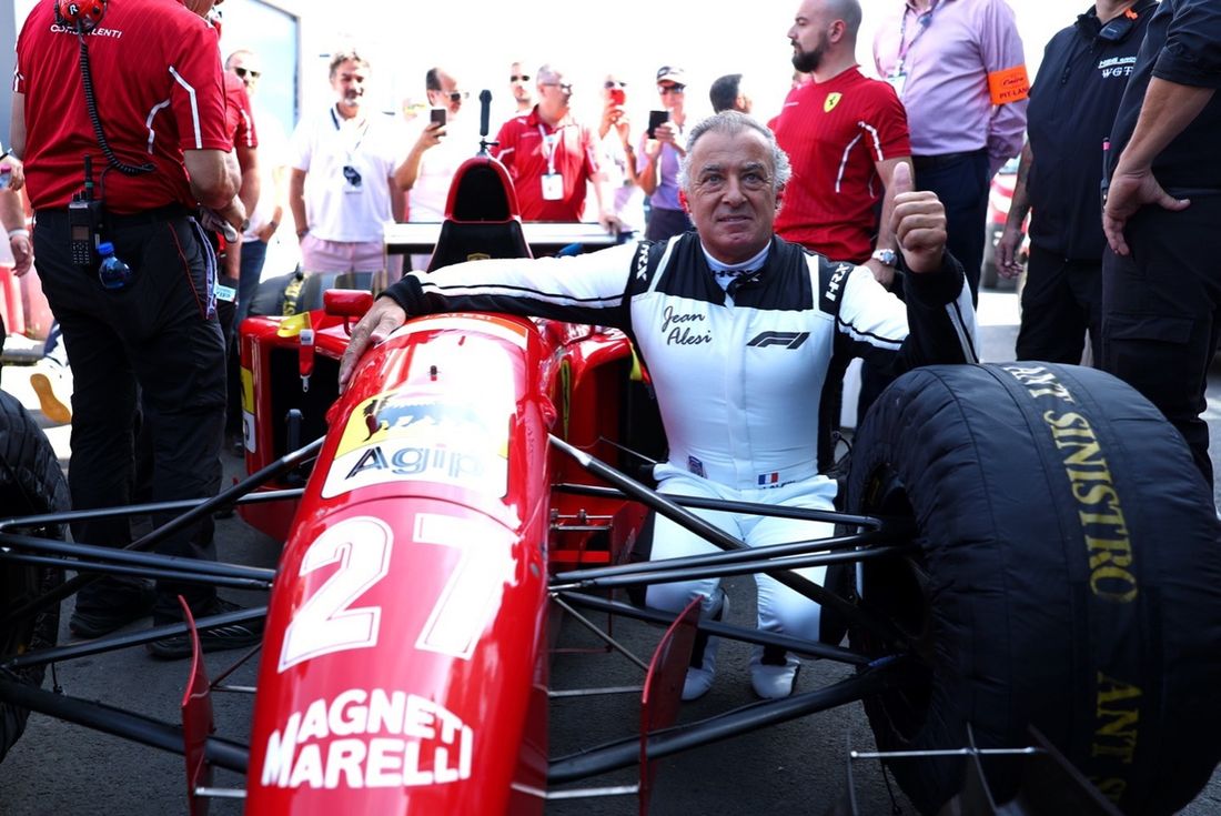 Jean Alesi prepares to drive the Ferrari