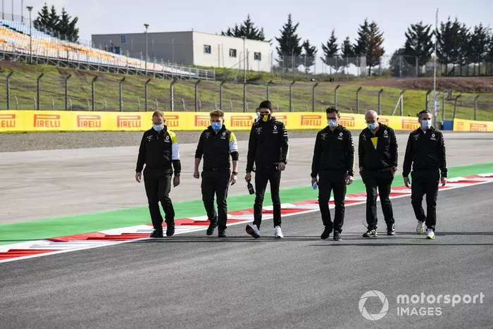 Esteban Ocon, Renault F1, recorre la pista