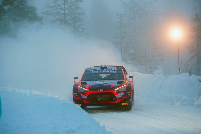 Pierre-Louis Loubet, Vincent Landais, Hyundai 2C Competition Hyundai i20 Coupe WRC