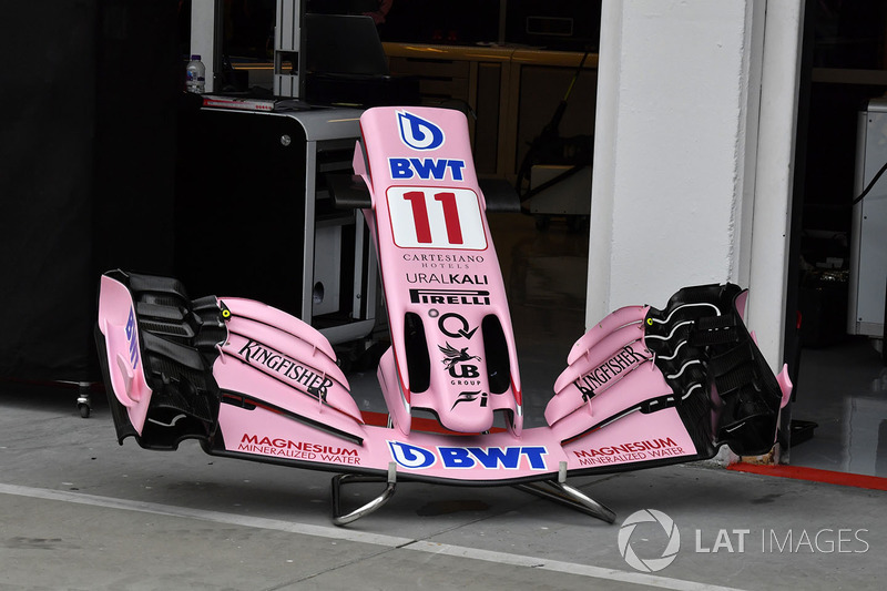 Force India VJM10: ala anteriore