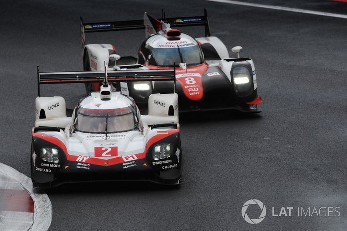 #2 Porsche Team Porsche 919 Hybrid: Timo Bernhard, Earl Bamber, Brendon Hartley