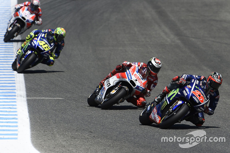 <img src="http://cdn-1.motorsport.com/static/custom/car-thumbs/MOTOGP_2017/BIKES/Yamaha.png" width="80" /> Movistar Yamaha MotoGP