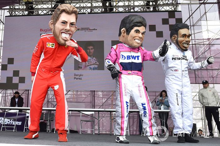 Guiñoles de Sebastian Vettel, Ferrari, Sergio Perez, Force India, Lewis Hamilton, Mercedes-AMG F1