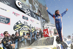 Race winner Spencer Gallagher, GMS Racing, Chevrolet Camaro Allegiant
