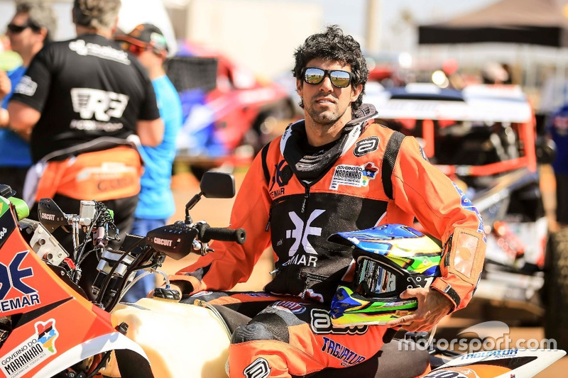 Na competição de quadriciclos, Marcelo Medeiros virá com o número #282, a bordo de seu Yamaha.