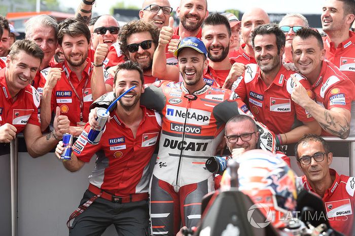 Ganador de la carrera Andrea Dovizioso, Ducati Team