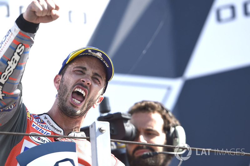 Podio: ganador de la carrera Andrea Dovizioso, Ducati Team