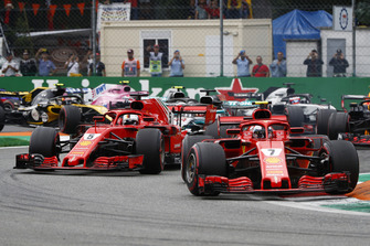 Kimi Raikkonen, Ferrari SF71H, Sebastian Vettel, Ferrari SF71H, Lewis Hamilton, Mercedes AMG F1 W09