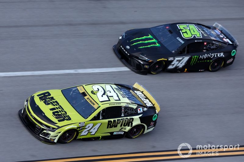 William Byron, Hendrick Motorsports, RaptorTough.com Chevrolet Camaro, Ty Gibbs, Joe Gibbs Racing, Monster Energy Toyota Camry