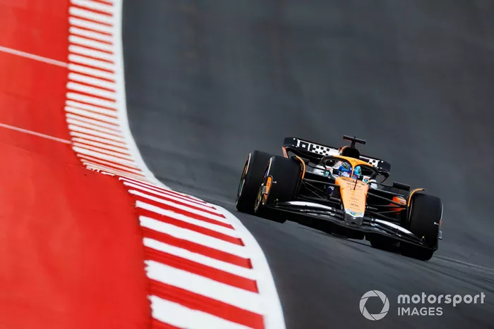 Oscar Piastri, McLaren MCL38
