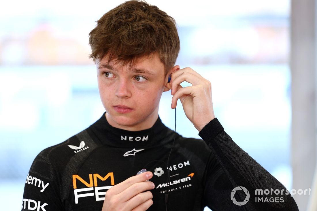 Taylor Barnard, Equipo NEOM McLaren de Fórmula E