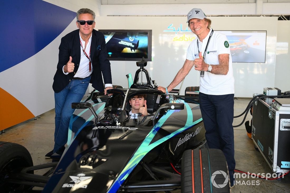 Alejandro Agag, Presidente de la Fórmula E, Emerson Fittipaldi Jr y el bicampeón de Fórmula 1, Emerson Fittipaldi
