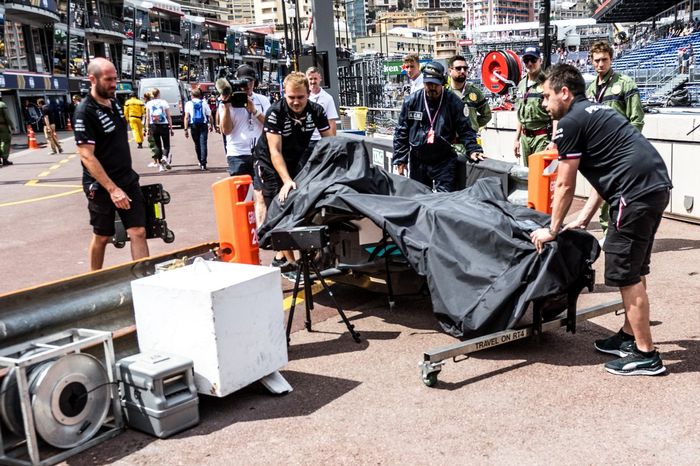 Mercedes W13 monocasco