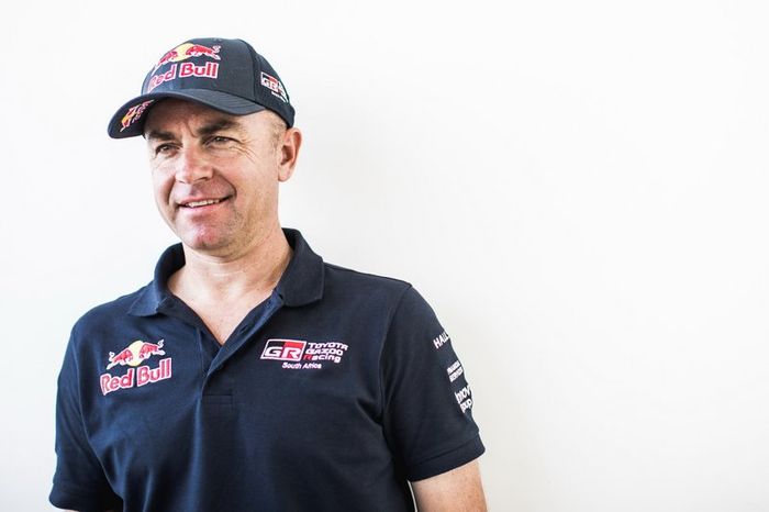 #302 Toyota Gazoo Racing Toyota Hilux: Giniel de Villiers