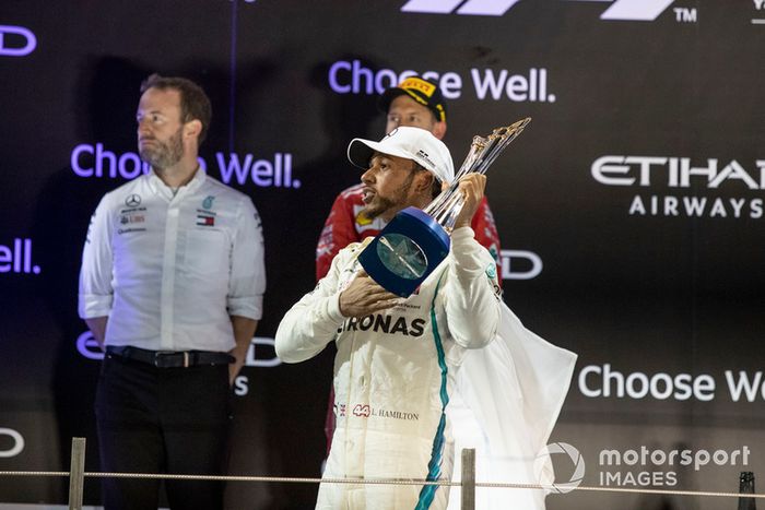 Podio: ganador de la carrera Lewis Hamilton, Mercedes AMG F1